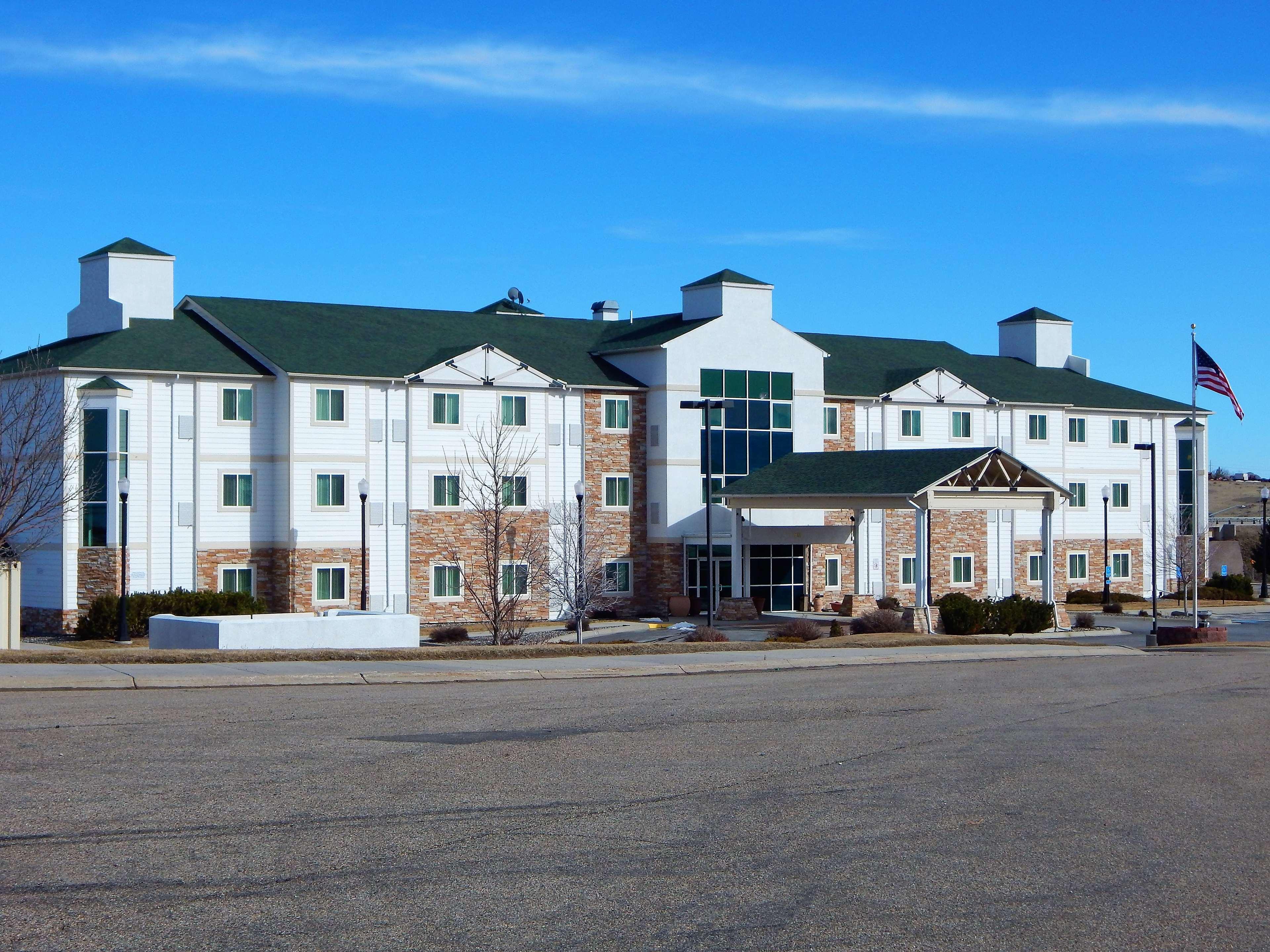 Baymont By Wyndham Sheridan Hotel Exterior photo